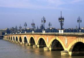 Famous places of Bordeaux